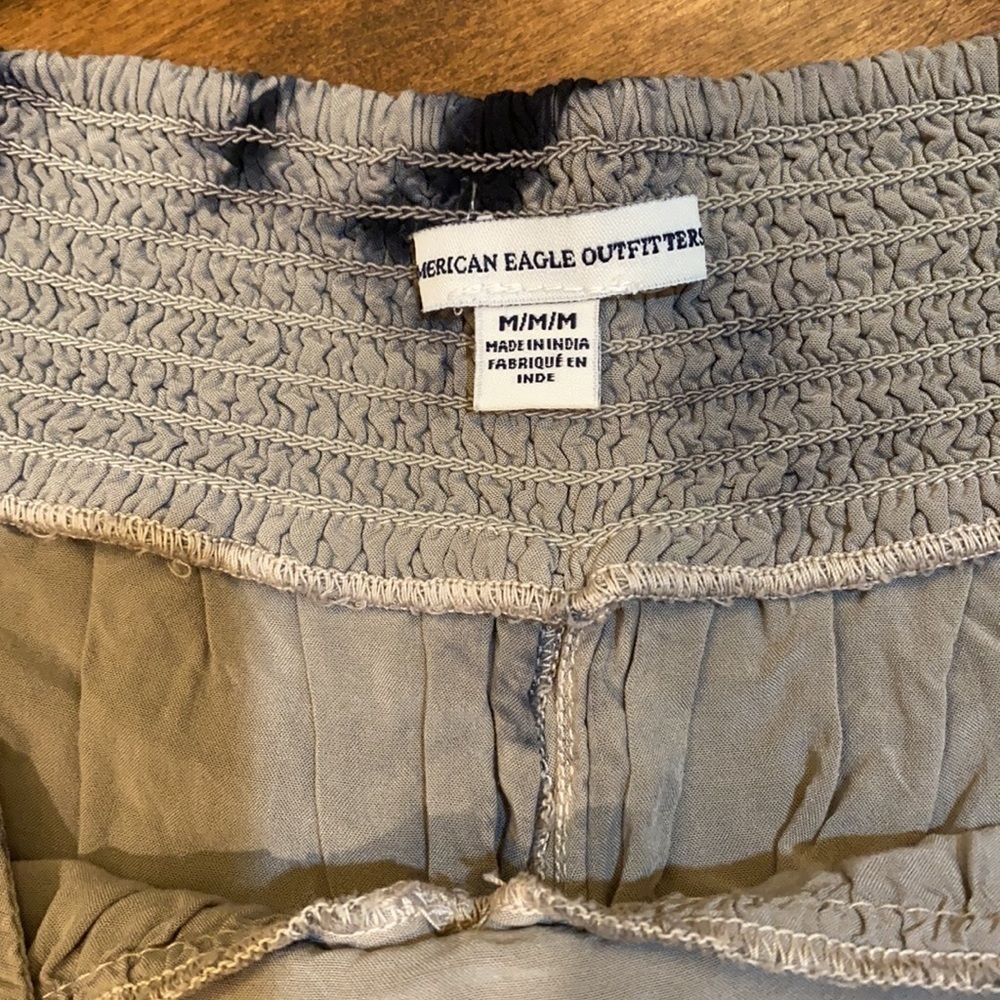 American eagle outfitters shorts size medium - Picture 3 of 3